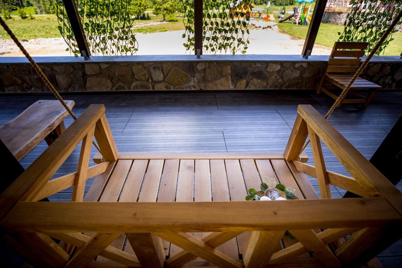 Casa Iustin Ξενοδοχείο Moroeni Εξωτερικό φωτογραφία